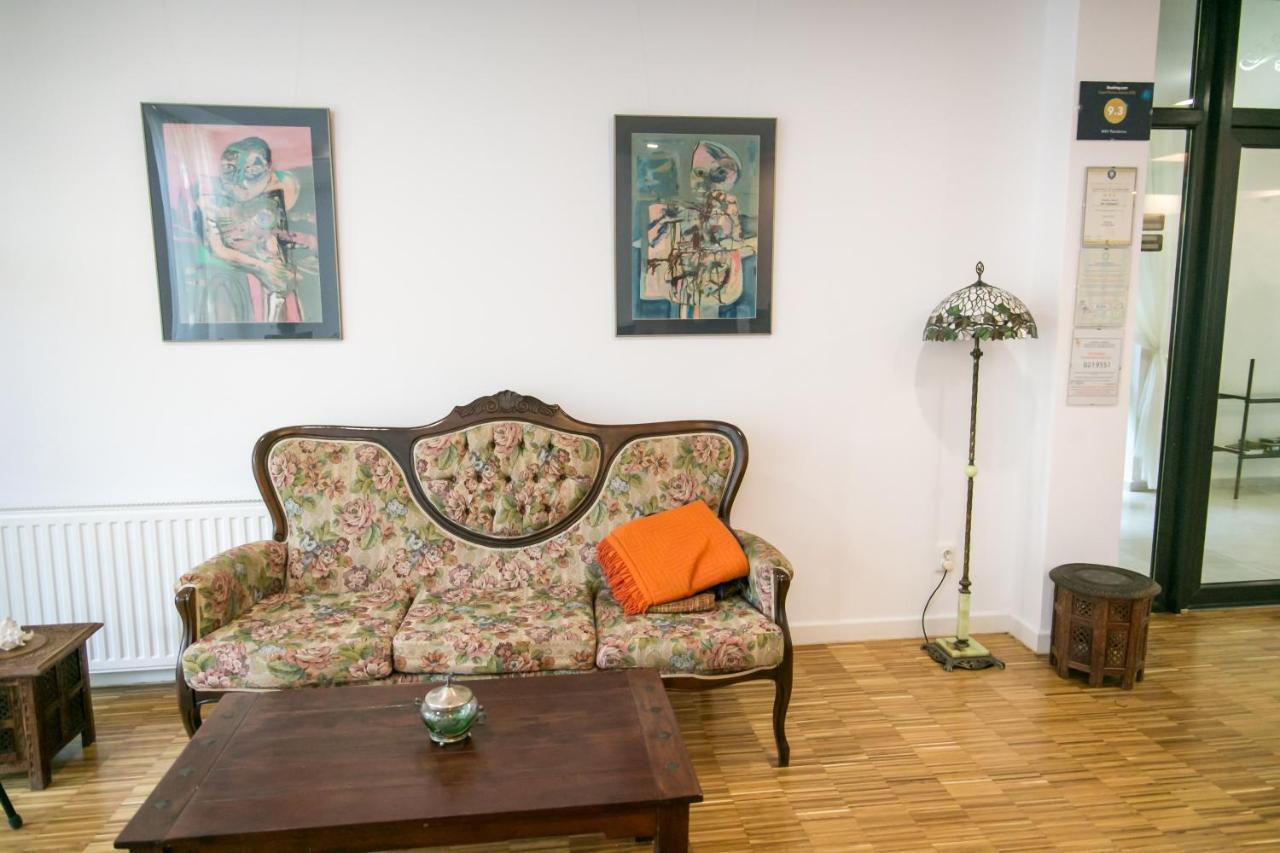 May Residence Dumbravita  Zewnętrze zdjęcie
